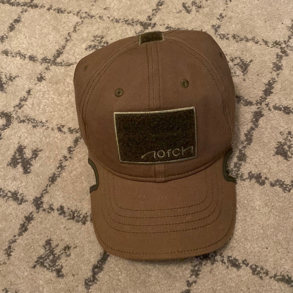 Notch hat